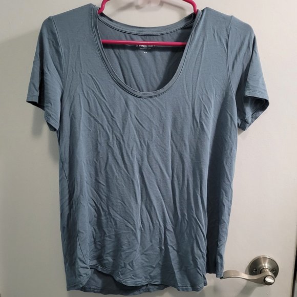 Small Reitmans R Essentials Short Sleeve Tee - Picture 1 of 7